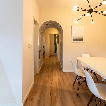 דירה 3-zimmer-rueckzugsort Mit Panoramabalkon In Bestlage