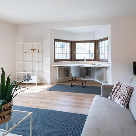 3-zimmer-rueckzugsort Mit Panoramabalkon In Bestlage דירה