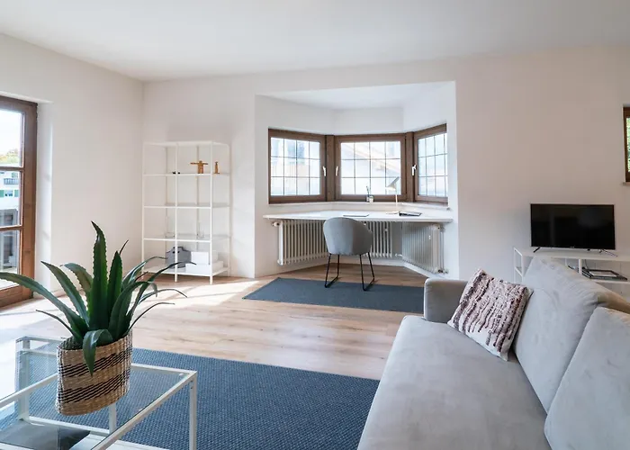 3-zimmer-rueckzugsort Mit Panoramabalkon In Bestlage Apartament